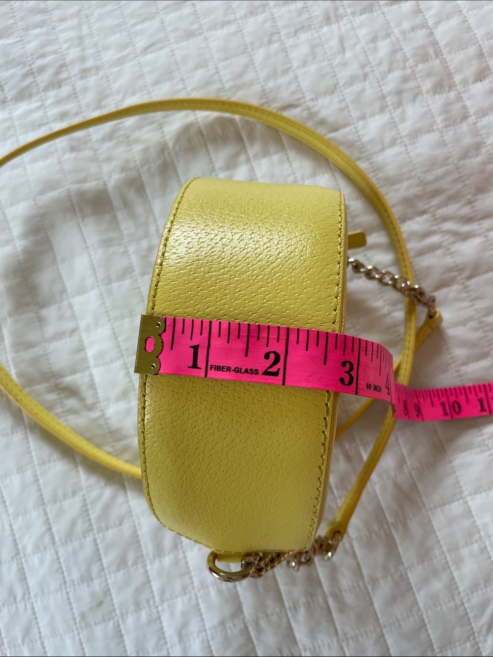 kate spade Yellow Lemon Slice Crossbody - Round Glitter Shoulder Bag - Picture 4 of 4